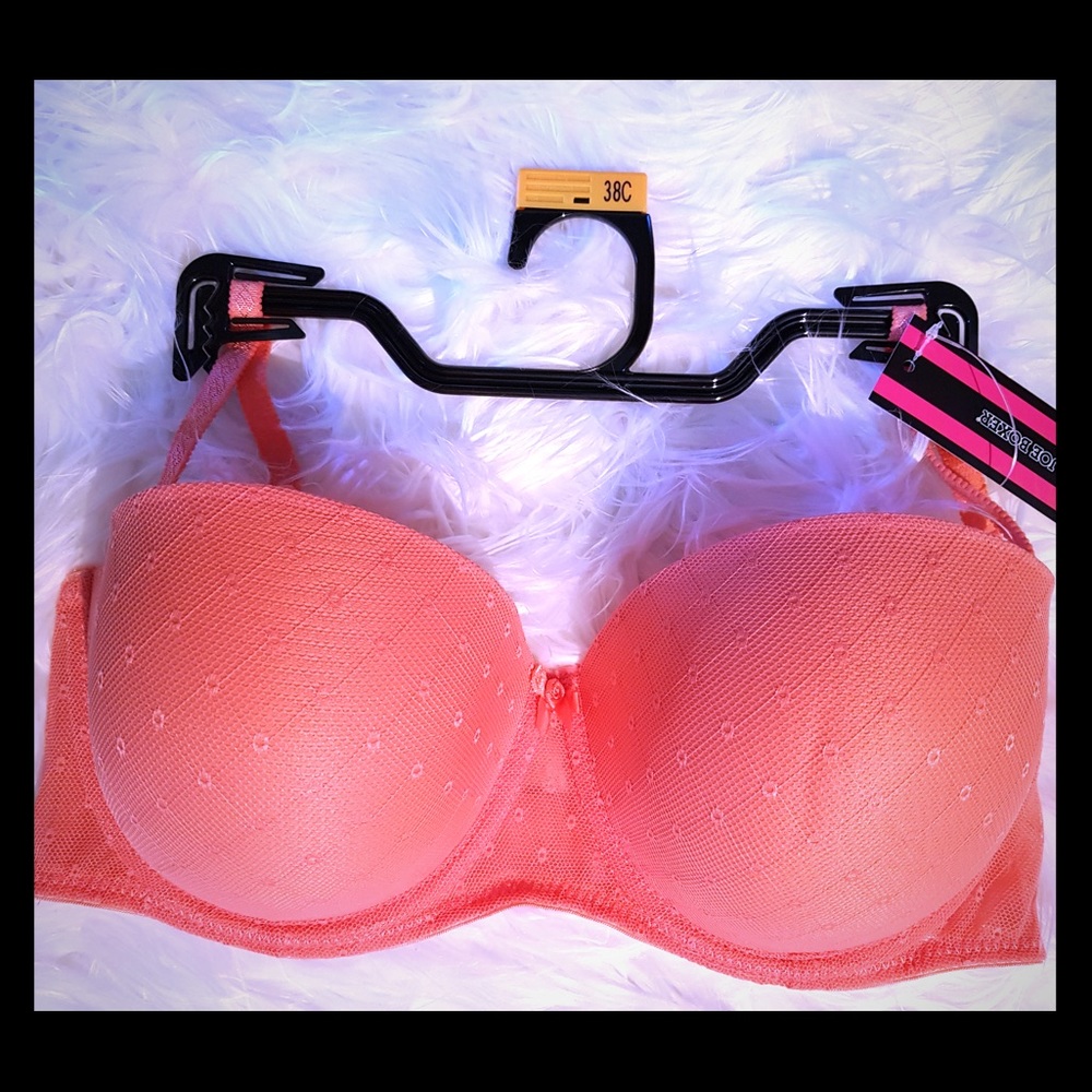New Peach Pink Bra. Sexy 38C Lace. With tags.